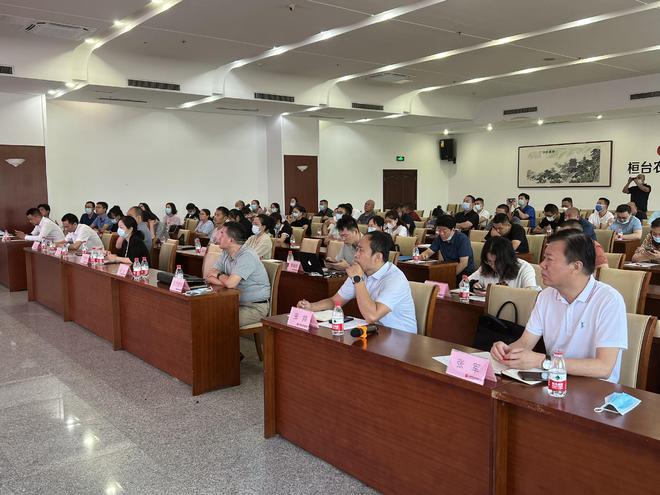 山東淄博桓臺(tái)縣優(yōu)質(zhì)中小企業(yè)政策宣貫會(huì)議順利召開(kāi)，精準(zhǔn)服務(wù)賦能企業(yè)成長(zhǎng)
